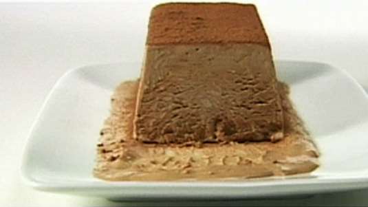 Παγωτό παρφέ σοκολάτα-καφέ με μπισκότα